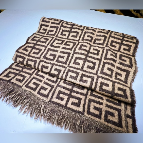 Authentic Givenchy Scarf - Picture 9 of 13
